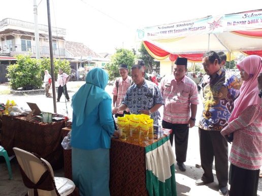 SMK YPI Seputih Mataram Helat Bazar