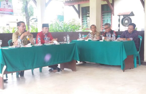 Dinas Perdagangan Lampung Tengah  Berikan Sosialisasi Pembangunan Pasar Daerah di Kalirejo