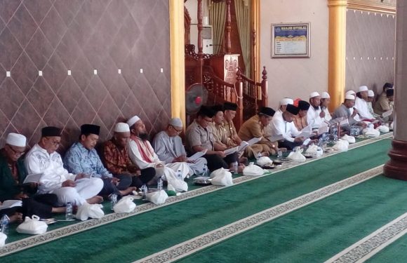 Bupati Loekman Dzikir Bersama di Masjid Istiqlal