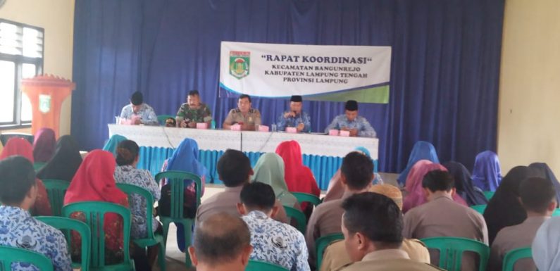 Camat Bangunrejo Gelar Halal Bihala dan Rakoor Bulanan