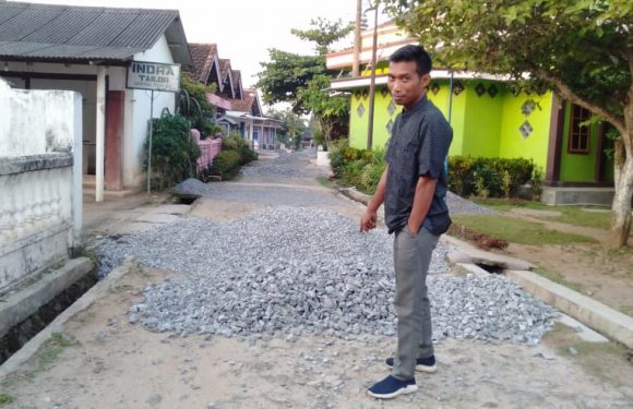 Kelurahan Simbarwaringin akan Bangun Lapen 919 Meter