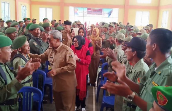 Giliran Gaji Linmas yang Dijanjikan Naik 100 Persen