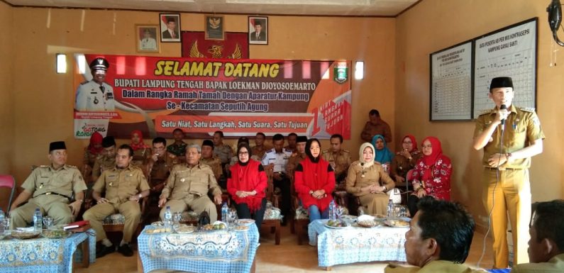 Kunker di Seputihagung, Bupati Janjikan Gaji RT dan Kadus Naik