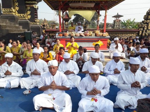 Ribuan Umat Hindu Dharmaagung Rayakan Galungan