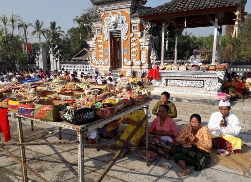 Umat Hindu Dharmaagung Rayakan Kuningan