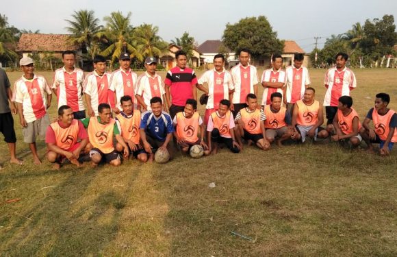 Peringati HUT RI Ke-74 Kakam Gorasjaya Gelar Pertandingan Sepakbola Antar Dusun