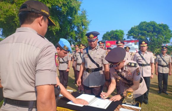 I Made Rasma Pimpin Sertijab Pejabat Utama Polres dan Jajaran Kapolsek