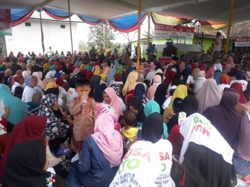 Warga Kampung Buyututara Padati Pengajian Musa-Ardito Bersama Ustad Solmed