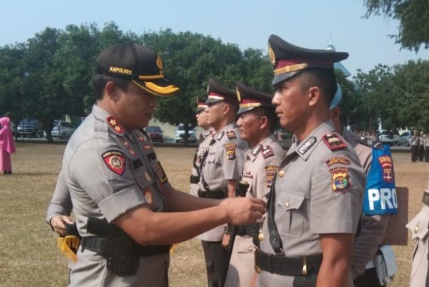Kapolres Pimpin Sertijab Tiga Kapolsek