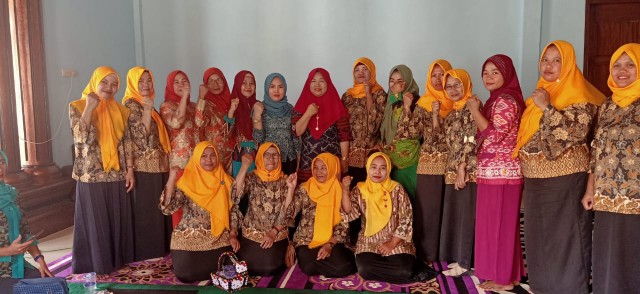 TP PKK Kecamatan Padangratu Rakor di Kampung Kuripan