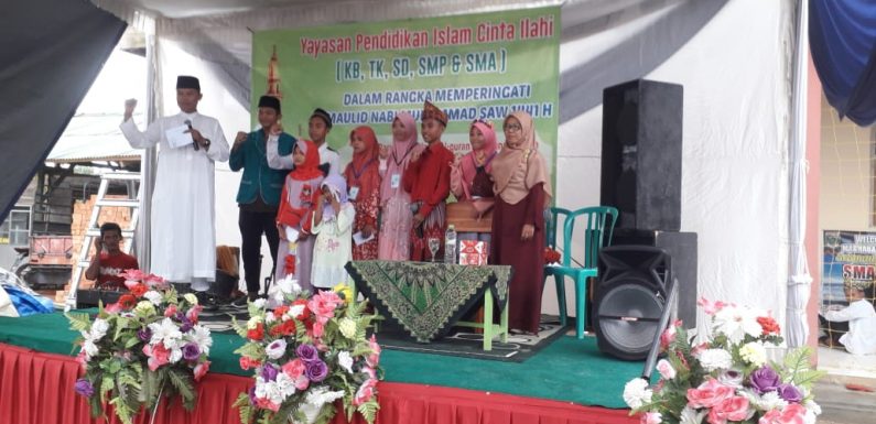 YPI Cinta Illahi Peringati Maulid Nabi dengan Tampilan Kreasi Siswa