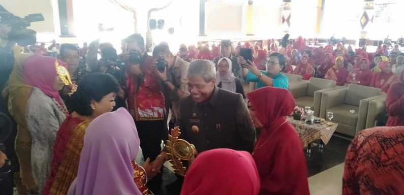 Peringatan Hari Ibu, Loekman:   Saatnya Perempuan Indonesia Jadi Penggerak Perubahan