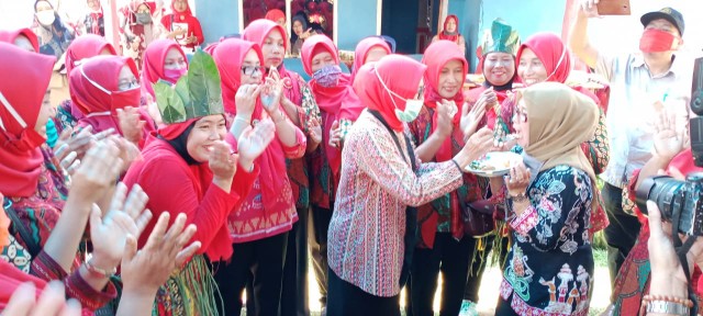 Peringati Hari Jadi ke-5, KWT Tunas Makmur Punggur Gelar Perlombaan