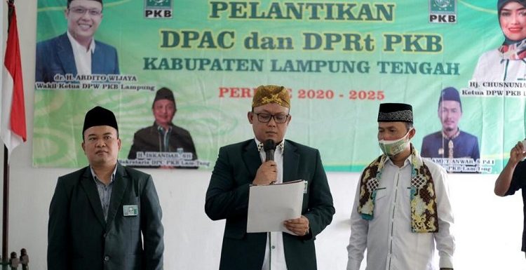 Lantik DPAC dan DPRt Dua Kecamatan, Begini Pesan Ardito Wijaya untuk Kader