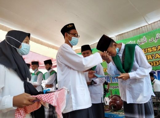 Ngaji di Rumah, TPA Riyadlus Saadah Simpangagung Luluskan Enam Khotmil Quran