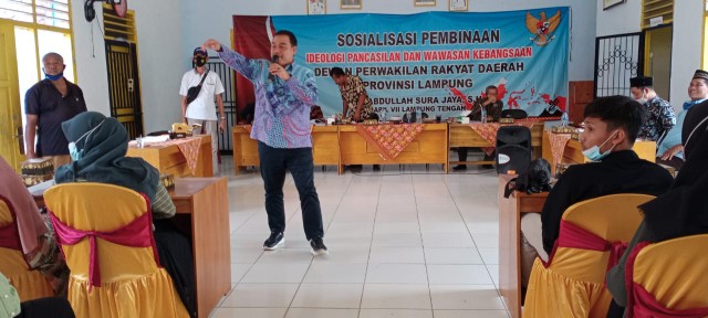 Sosialisasi Pembinaan Ideologi dan Wawasan Kebangsaan, Abdulah Surajaya; Mahasiswa Garda Terdepan