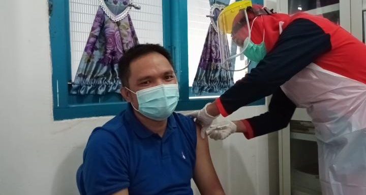 Selain ASN dan TNI/Polri, Ada Anggota DPRD Lamteng yang Ikut Vaksinasi di Trimurjo