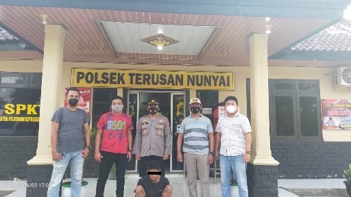 Berhasil Lolos saat Digrebek, Akhirnya Pelaku Curat Serahkan Diri ke Polsek Terusannunyai