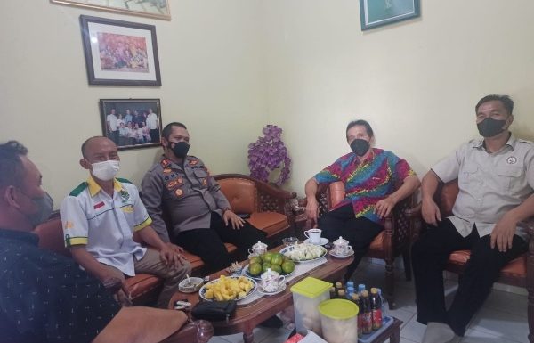 Kapolres Lamteng AKBP. Oni Prasetya   Visitasi di Kediaman Tokoh Katolik