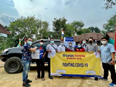 CSR Tunas Toyota Bandarjaya Sentuh Warga, Kembali Bagikan 190 Paket Sembako