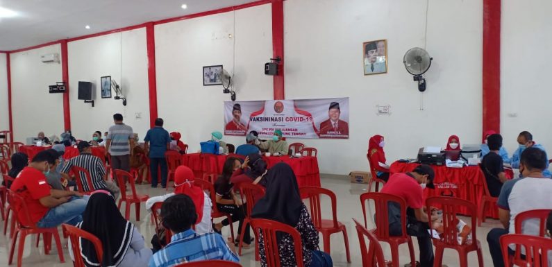 PDI Perjuangan Bantu Percepatan Penyebaran Vaksin Di Lampung Tengah
