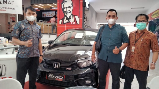 Mau Cari Mobil? Yuk Datangi Stand Pameran di Chandra Bandarjaya