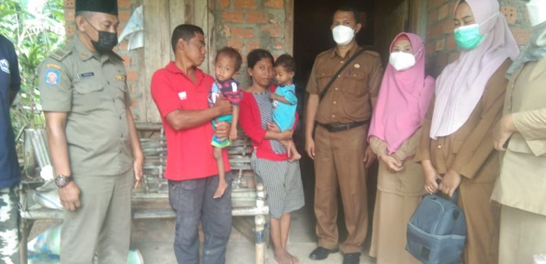 Balita Penderita Gizi Buruk di Bandarsakti Disambangi Kakam dan Tim Kesehatan
