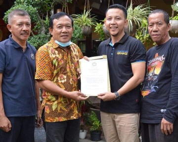 KOSTI Lamteng Bangun Solidaritas Antar Komunitas Lansia dan Milenial