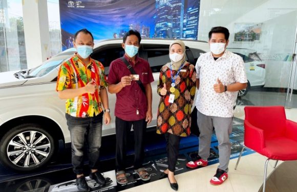 Beli Mobil di Tunas Toyota Bandarjaya Dapat Hadiah e-Money