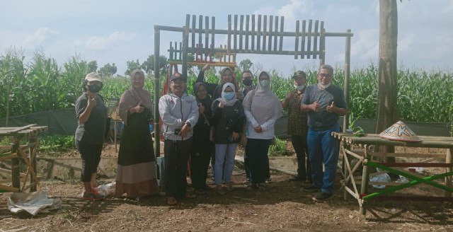 Jelang Kedatangan Ganjar Pranowo, Aparatur Kampung Liman Benawi Lakukan Persiapan