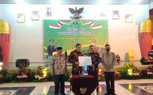 Pisah Sambut Dandim 0411/KM, Letkol Sihono Gantikan Letkol Andri Hadiyanto