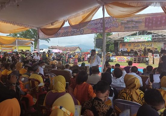 Gebyar Samsat Hadiah Sepeda Motor, Bunga Kampung di Sendangagung