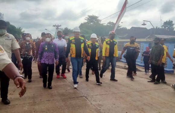 Peresmian Jalan Rigid Beton 11 Km di Seputihagung Ditandai 5.000 Petisi Tandatangan Warga