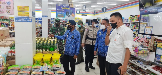 Migor Langka, Anggota DPRD Lamteng Bersama Forkopincam Sidak Sejumlah Toko Modern di Trimurjo