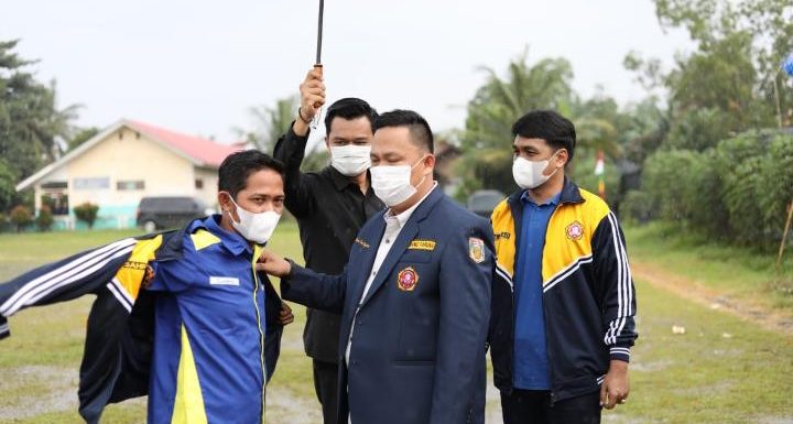 Elsan Tomi Sagita Lantik Karta Kecamatan Bumiratunuban