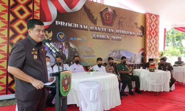 Melalui TNI, 15 Ribu Bantuan Tunai Terdampak Covid Disalurkan