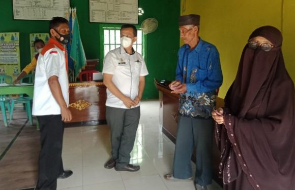 Kepala Kampung Purwodadi Salurkan BLT-DD Tahap Pertama