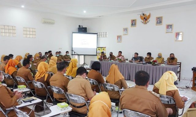 Bupati Musa Ahmad Berikan Pembinaan Tenaga Kesehatan Lamteng