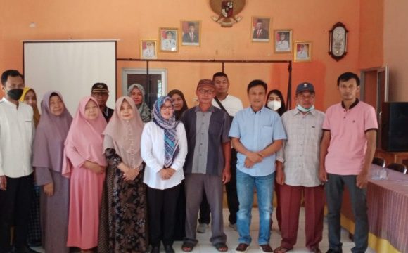 Midi Iswanto Dukung Penuh Rumiati Untuk Kembali Pimpin Kampung Tanggul Angin