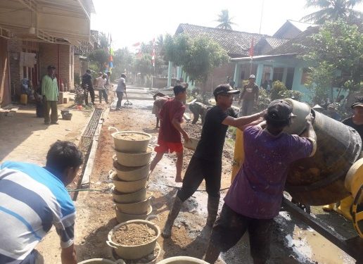 HUT RI Kampung Poncowarno Berikan Kado Istimewa