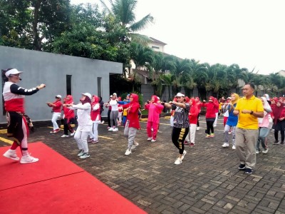 Senam Merdeka Bersama BBC Hotel Lampung dan Radar Lamteng Bius Masyarakat Terbagus