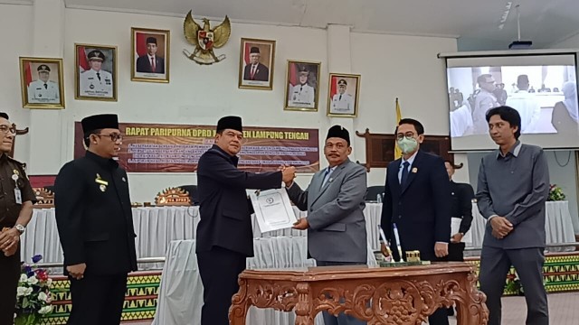 DPRD Lamteng Sahkan Raperda APBD Tahun 2023 Sebesar Rp2,6 Triliun