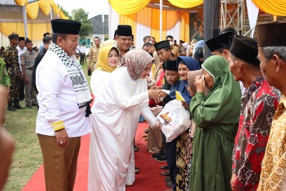Hadiri Pengajian Akbar di Lamteng, Gubernur Lampung Arinal Junaidi Janji Tingkatkan Kesejahteraan Guru Ngaji