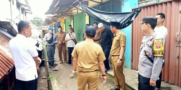 Kadis Perindag Lamteng Tinjau Langsung Kerusakan Pasar Kalirejo