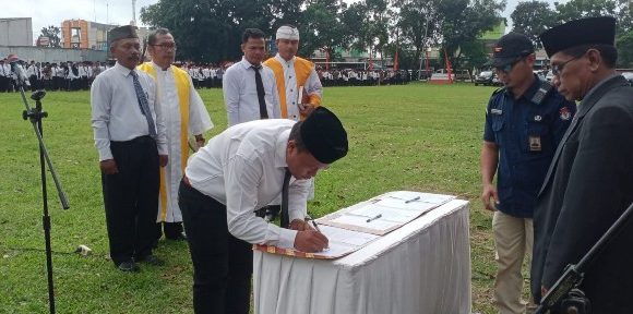 Ketua KPU Resmi Lantik 933 Anggota PPS se-Lamteng