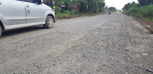 Perbaikan Jalan Simpangrandu-Seputihsurabaya Sepanjang 20 Km, 17 Titik akan Dibeton
