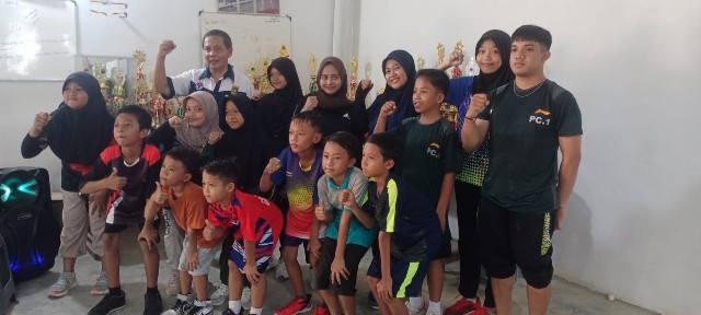 Atlet Tenis Meja Kampung Pujokerto Butuh Dukungan “Bapak Angkat”