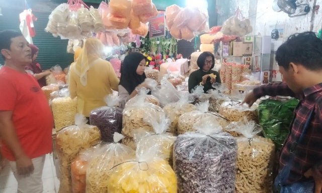 Istana Keripik Gondrong Bandarjaya Pasarkan Keripik Pisang Hasil UMKM