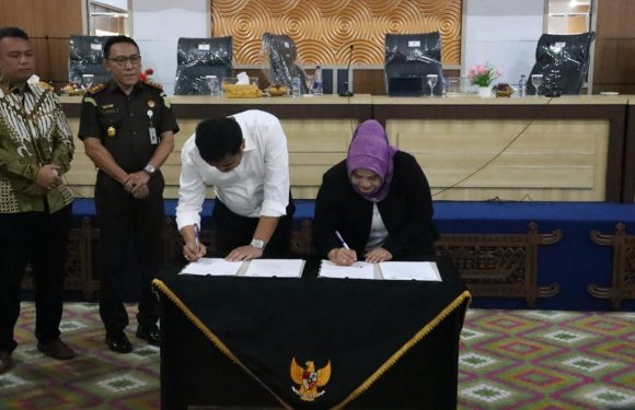 Wujudkan Transparasi Pengelolaan Dana BOS, Pemkab Lamteng dan BPKP Provinsi Lampung Teken MoU Bersama
