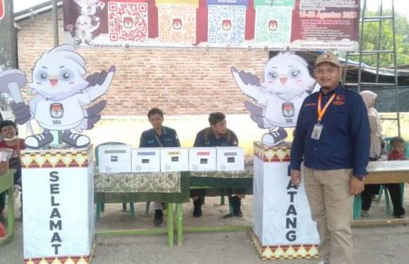 Pasang Stand di BKMD, PPK Punggur Sosialisasikan Tahapan Pemilu 2024